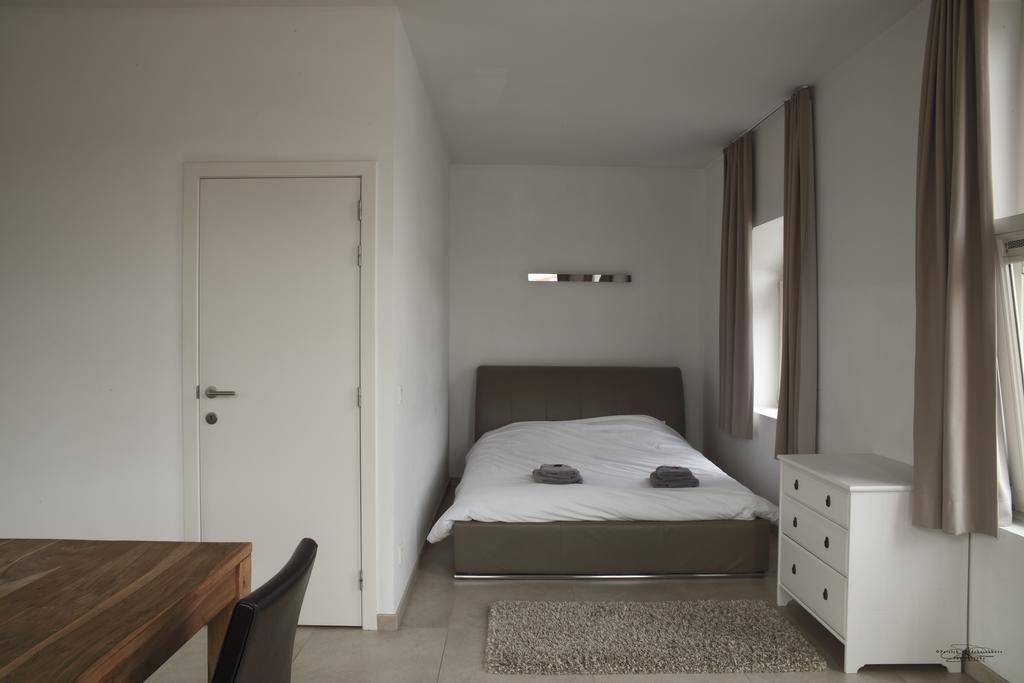 Place 2 Stay Gent Ngoại thất bức ảnh