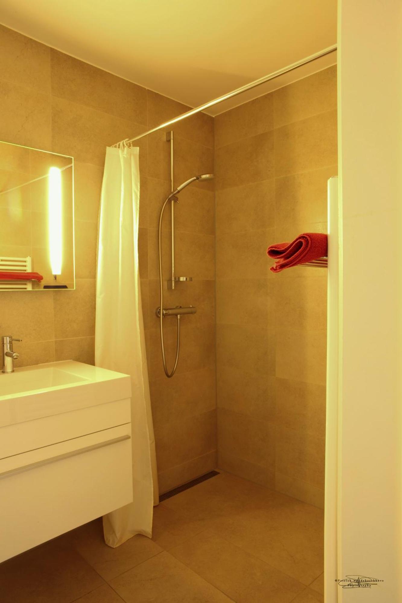 Place 2 Stay Gent Ngoại thất bức ảnh