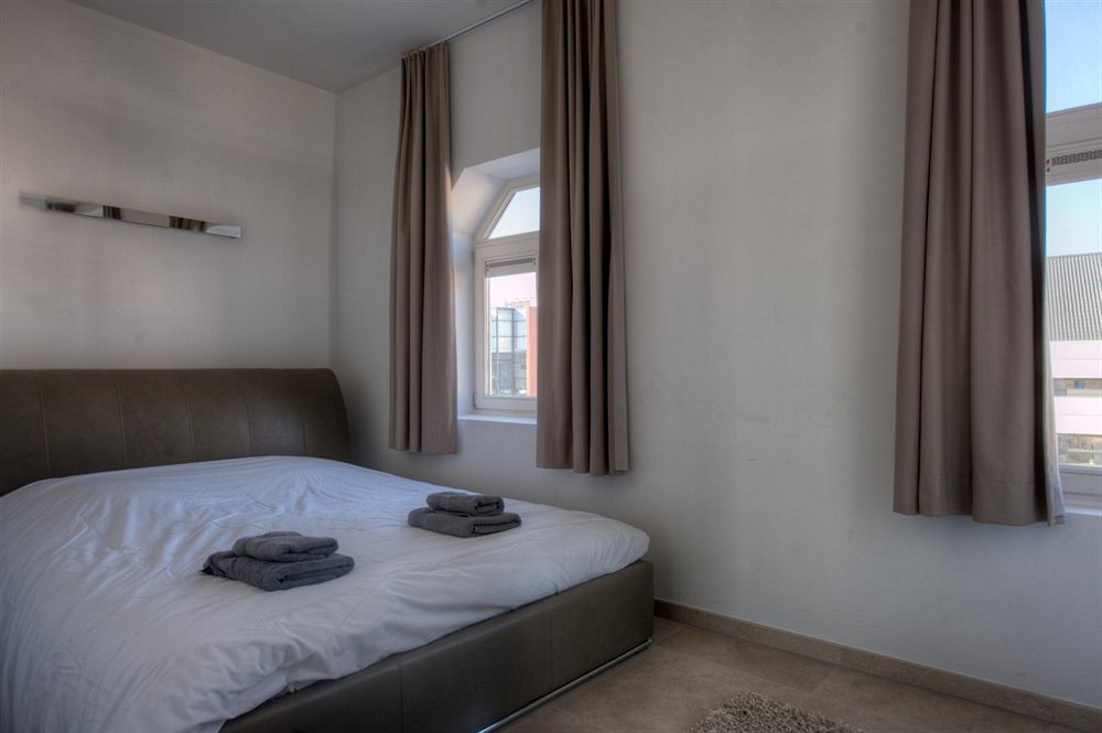 Place 2 Stay Gent Ngoại thất bức ảnh